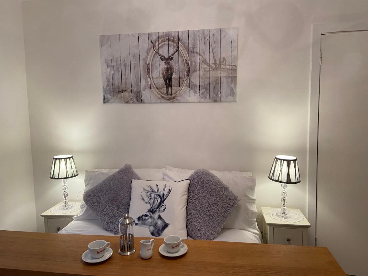 Historic Old Town 2 Bed Ground Floor Apartment Стерлінг Екстер'єр фото
