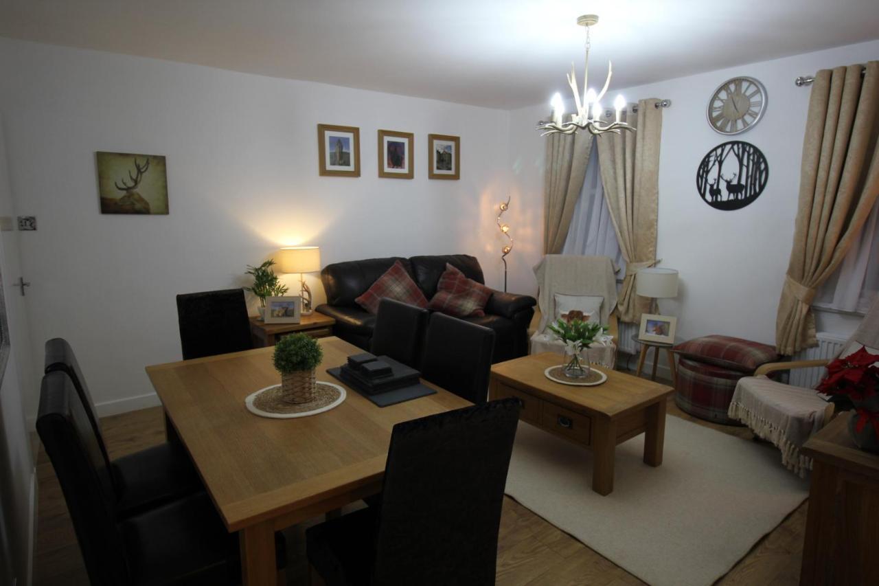 Historic Old Town 2 Bed Ground Floor Apartment Стерлінг Екстер'єр фото
